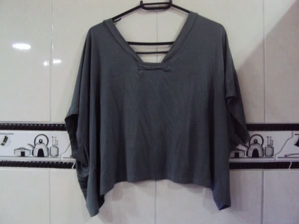 Blusa Bata Cinza